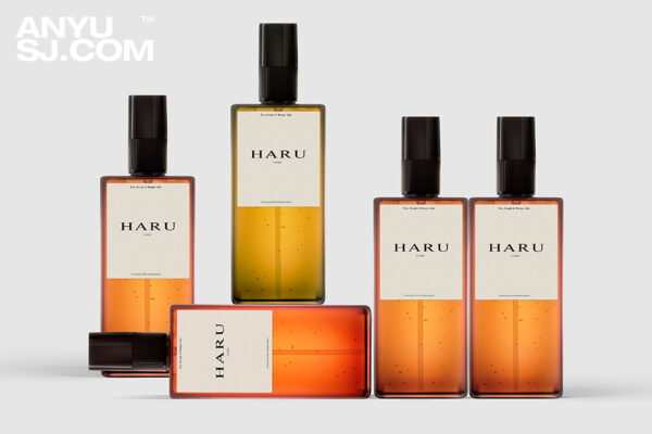 5款极简护肤品化妆品玻璃瓶香水瓶纸盒包装盒PSD外观设计展示样机Haru Toner – Cosmetic Produt Mockup