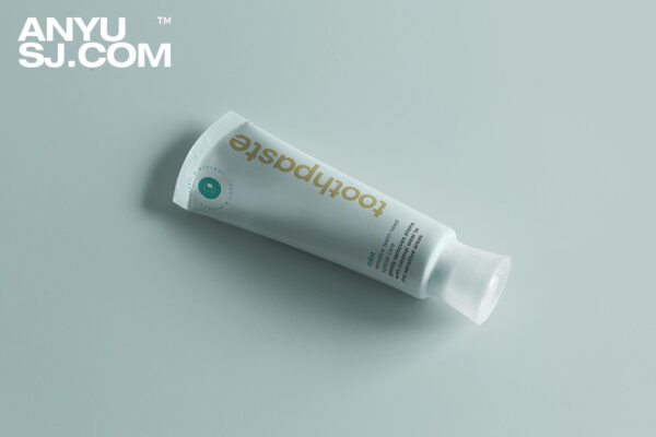 极简质感牙膏管塑料软管PSD包装设计展示样机Toothpaste Tube Mockup